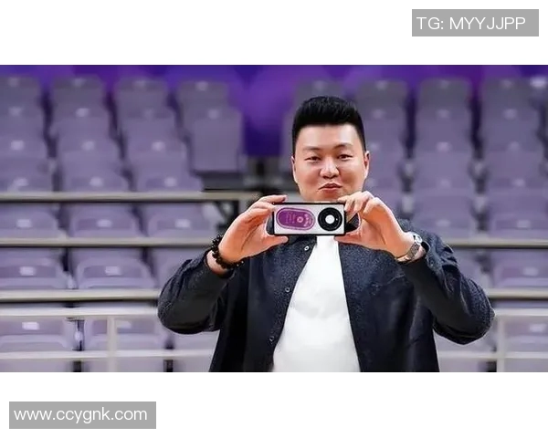 李根：从篮球场上的拼搏到人生路上的坚持与奋斗