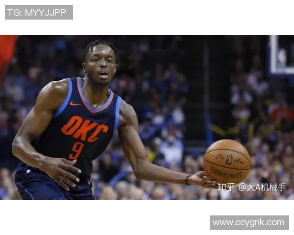 杰拉米格兰特的篮球之路与未来发展潜力探讨 杰拉米格兰特的篮球之路与未来发展潜力探讨